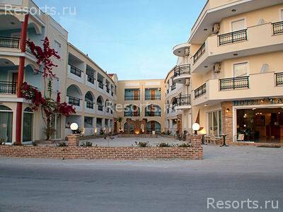 Karras Hotel 4